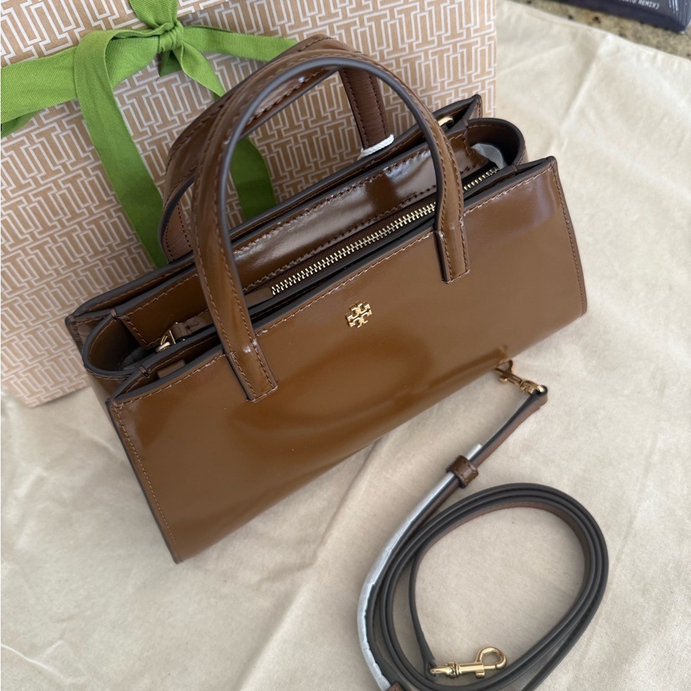 New 450+ Tory Burch Emerson mini tote in rich walnut color Leathe - Picture 6 of 12